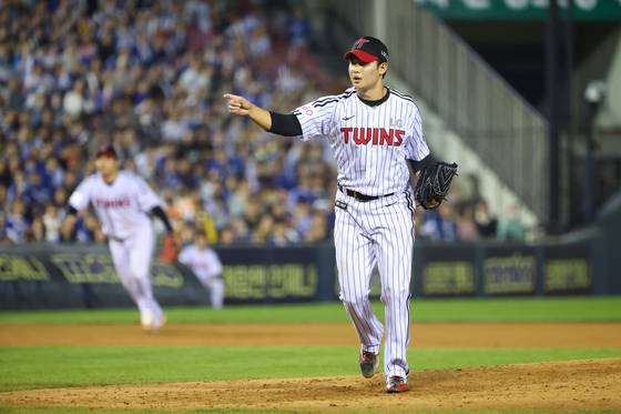 지난달 17일 잠실구장에서 열린 삼성 라이온즈전에 마운드에 오른 김영우. 사진 LG 트윈스