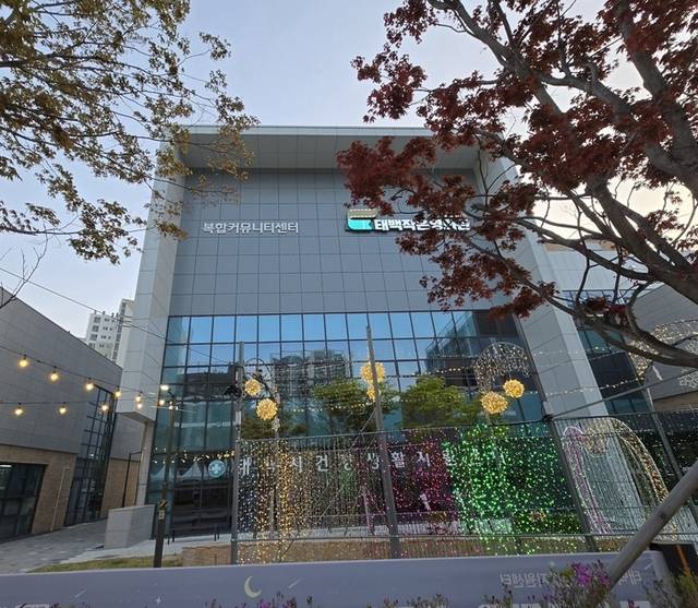 ▲ 태백시시설관리공단은 5월 2일부터 시민들의 문화 향유 기회를 확대하고, 신작 영화에 대한 관람 기회를 넓히기 위해 태백작은영화관을 상설개관(화~일 운영)할 계획이다. 전인수