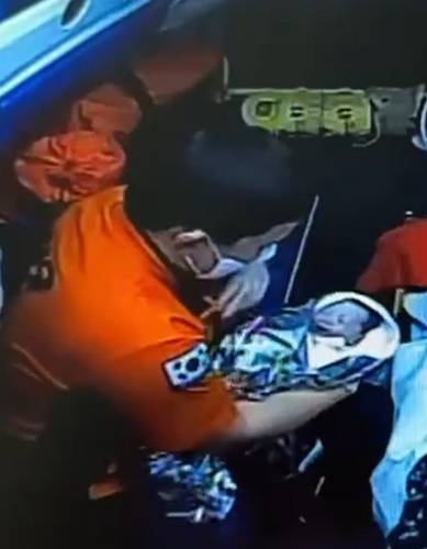 ▲ 119구급차에서 태어난 아기의 모습.