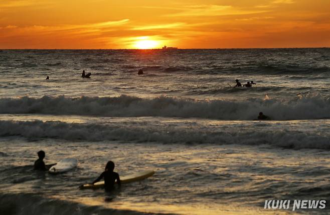 태안 만리포 해수욕장.