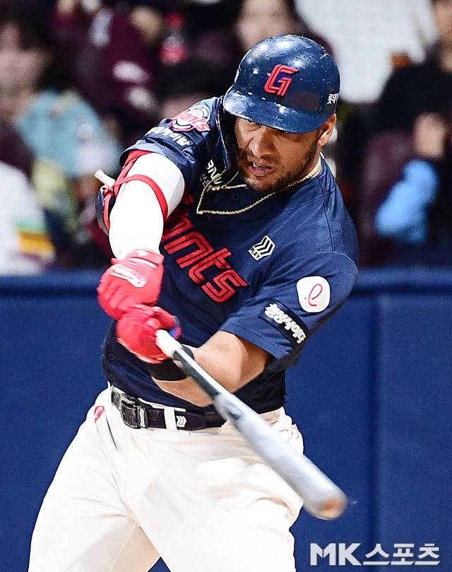 최근 좋은 타격감을 과시 중인 레이예스. 사진(고척 서울)=김영구 기자