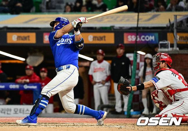 연장 10회초 2사 삼성 강민호가 솔로 홈런을 날리고 있다. 2025.04.30 /cej@osen.co.kr