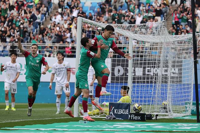 대전월드컵경기장/ K리그1/ 대전하나시티즌 vs 강원FC/대전 주민규 득점/ 골 세레머니 / 사진 하서영