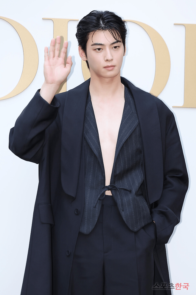 image.png 여포 실제 이미지는 우리가 알던 것과 다르다?