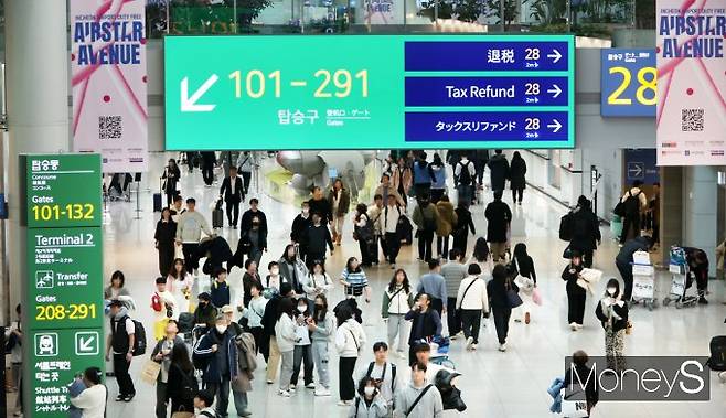 5월 황금연휴 전국 공항 이용객이 311만명에 달할 것으로 예상된다. 빠른 탑승을 도울 세 가지 방법을 소개한다./사진=임한별 기자