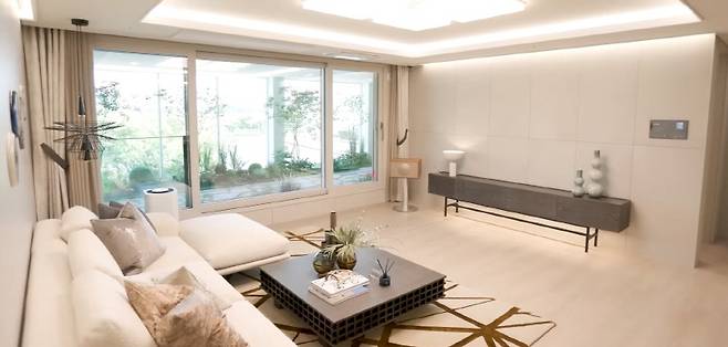 [순천그랜드파크자이 전용 130㎡ 거실 이미지]