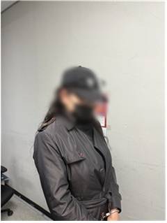 여장을 하고 전국 식당에서 무전취식 등 범죄를 저지른 50대 남성. 사진 제공 = 대전동부경찰서