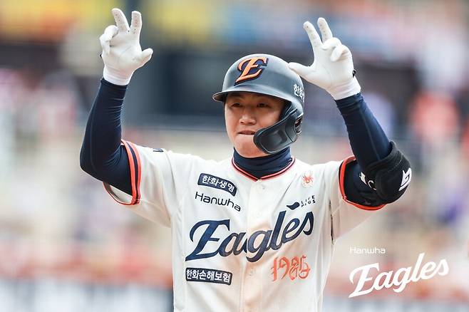 ▲ 김경문 감독은 이원석도 열심히 노력한 만큼, 자신의 기량을 뽐낼 기회가 있어야 한다고 믿는다 ⓒ한화이글스