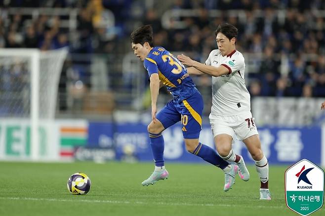 ▲ 울산이 광주와 만났다 ⓒ한국프로축구연맹