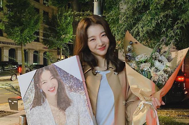 장희진