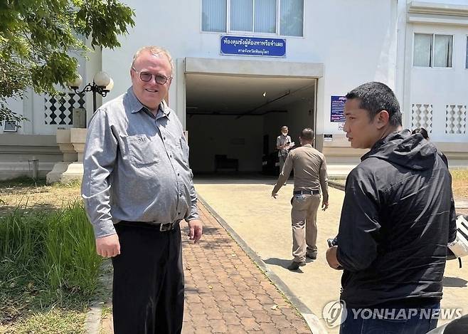 미국인 정치학자 폴 체임버스(왼쪽) [AP 연합뉴스 자료사진. 재배포 및 판매 금지]