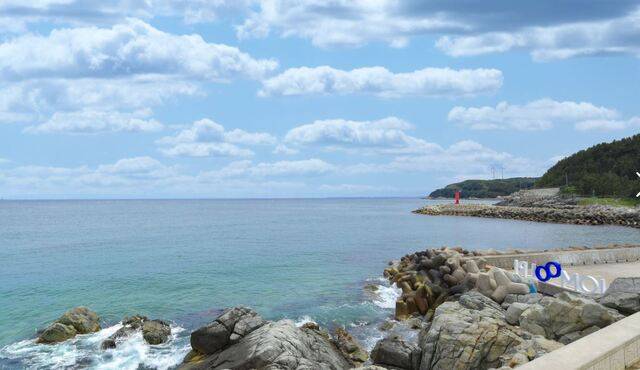 영덕 노물리 바닷가 풍경. 영덕군청 홈페이지 갈무리.