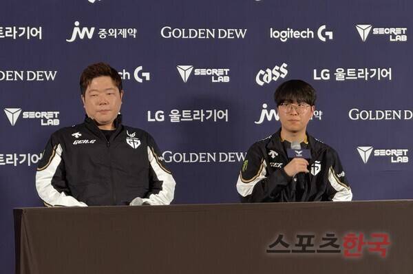 김정수 젠지 감독(왼쪽). ⓒ스포츠한국 심규현 기자