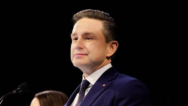 이번 캐나다 총선의 가장 큰 이변 중 하나는 피에르 포일리에브르 보수당 총재의 낙선이다