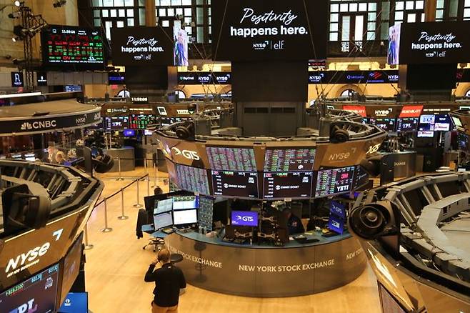 미국 뉴욕의 뉴욕증권거래소 내부(자료사진) ⓒAP/뉴시스