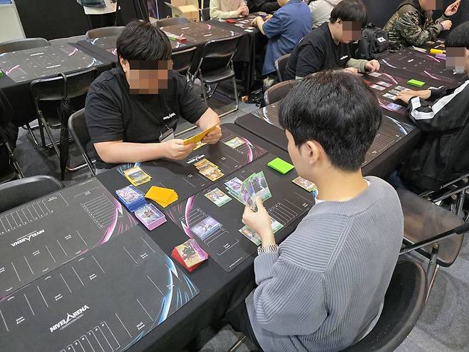 승리의 여신: 니케 니벨아레나 부스