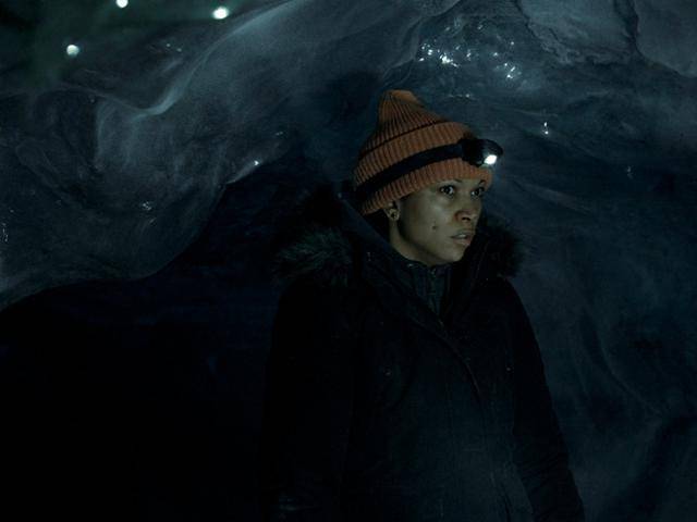 젊은 경찰 이밴젤린은 이라크전 파병 후유증과 가족을 잃은 슬픔에 시달리며 사건 해결에 더 매달린다. HBO 제공