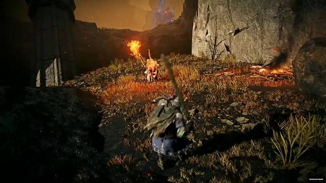 ▲ 와이어로 적을 끌어당기거나 폭발로 큰 피해를 주는 '추적자'