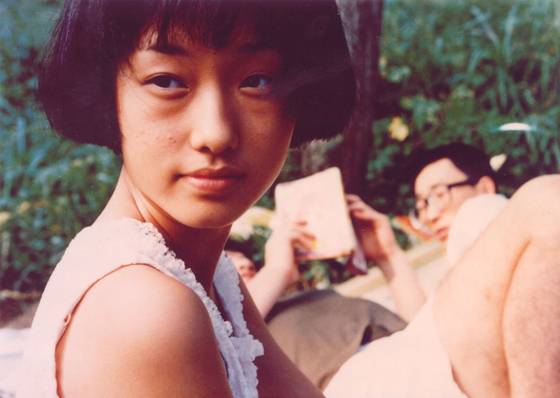 장선우 감독의 '꽃잎'(1996)은 1980년 광주를 빠져나온 소녀(이정현)의 슬픔을 강렬하게 표현, 배우 이정현을 각인시킨 작품이 됐다. 사진 전주국제영화제