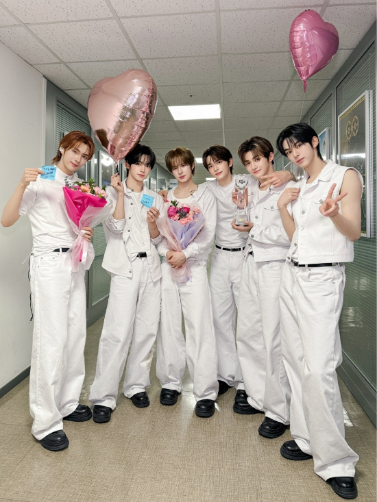 플레디스 엔터테인먼트