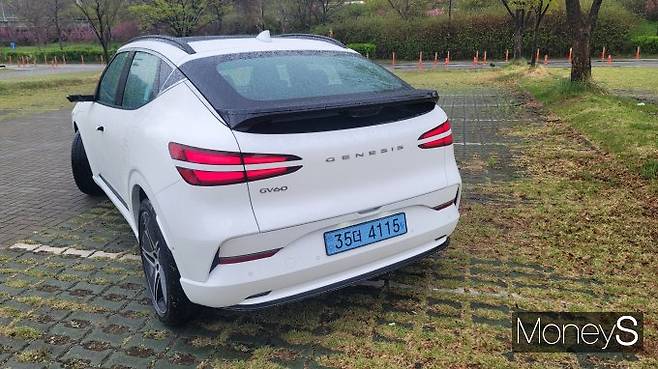 GV60의 외모는 군더더기 없이 깔끔하다. /사진=김창성 기자