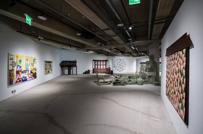 《생태의 집 – 한옥》 2층 전시 전경 *재판매 및 DB 금지