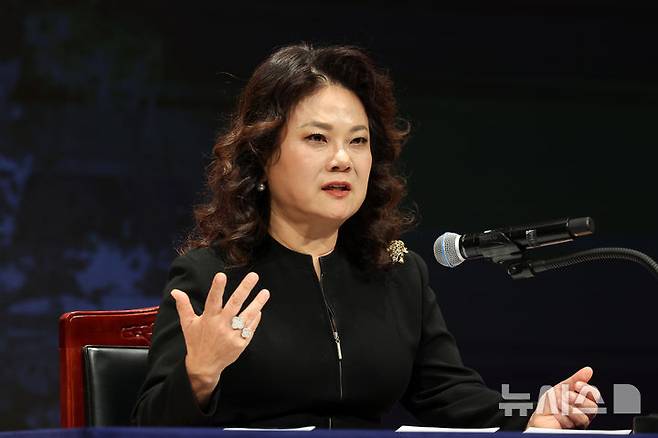 [서울=뉴시스] 박진희 기자 = 서혜경 피아니스트가 29일 서울 중구 푸르지오아트홀에서 연주  60주년 기념 리사이틀 기자회견을 하고 있다. 2025.04.29. pak7130@newsis.com