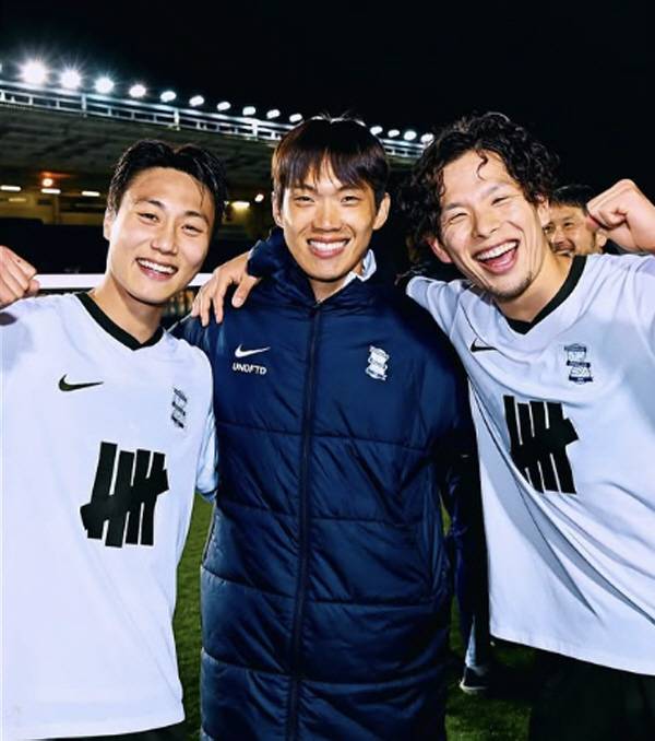 왼쪽부터 백승호, 이명재, 이와타 도모키. 출처=버밍엄시티 SNS