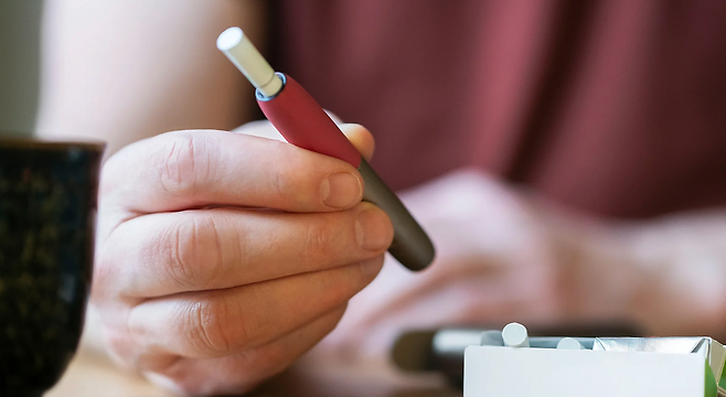 궐련형 전자 담배