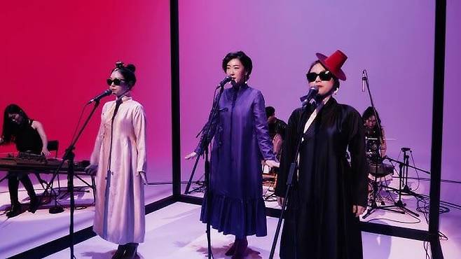 2019년 9월 네이버 온스테이지에 출연한 국악 밴드 이날치/유튜브