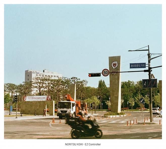 7e9b8704c0831cf723ee8191459c706a9359cdfbec2770b7853b1a695b8eee3ef4e7c65a417481233bb4b59ed2f12f42ca7e24ba22