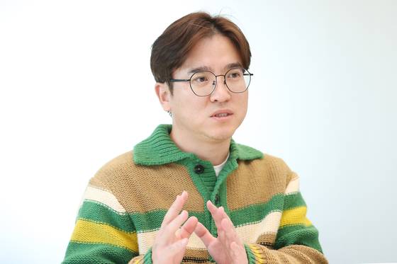 '소방관' '히트맨2' '승부' 등 세 편의 영화를 내리 흥행시킨 바이포엠스튜디오의 한상일 이사. 그는 ″영화 마케팅을 할 때 스토리텔링에 의존하지 않고, 관객의 감정에 집중한다″고 말했다. 사진 연합뉴스
