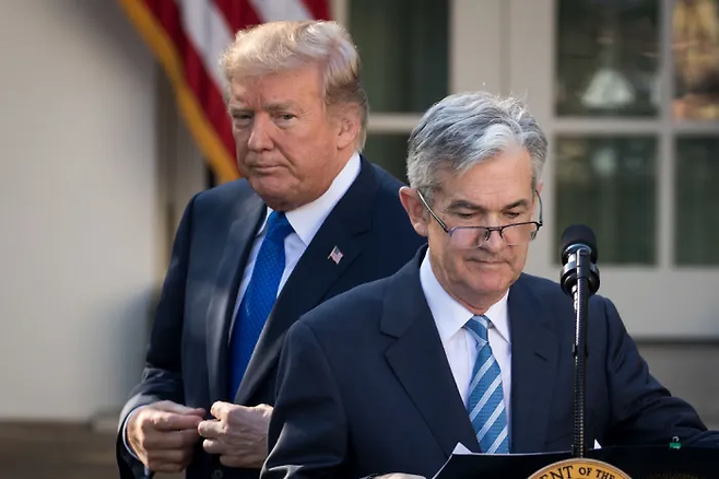 連邦準備制度（FRB）の議長、ドナルド・トランプ米国大統領、ジェローム・パウエル。ゲッティイメージ
