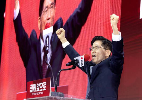 국민의힘 대선 후보로 선출된 김문수 후보가 지난 3일 경기 고양시 킨텍스에서 열린 국민의힘 전당대회에서 수락 연설을 하고 있다. 연합뉴스