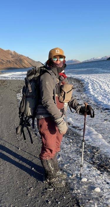 알래스카 오지 사냥 원정에 나선 여성 참가자. 극한 환경에서 수행된 지구력과 회복력은 여성이 남성보다 우수할 수 있다는 연구 결과가 나왔다. 미국 몬태나대 제공