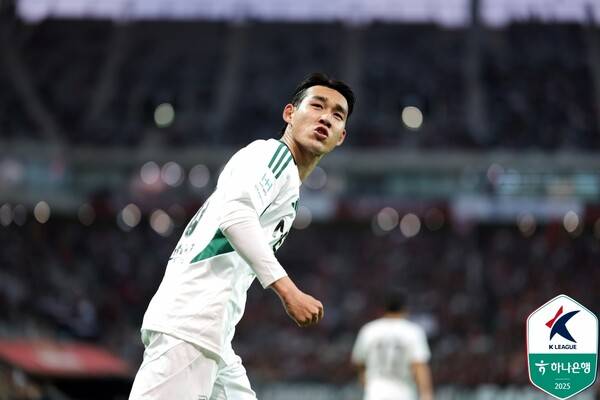 ▲ FC서울전에서 결승골을 넣은 전북 현대 공격수 송민규. ⓒ대한축구협회