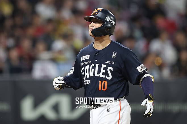 ▲ 올 시즌 맹활약으로 한화 외야에서 한 자리를 굳혀가고 있는 이진영 ⓒ곽혜미 기자