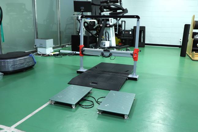 이번에 새롭게 도입한 운동 능력 측정 장비(VALD). /사진=SSG 랜더스 제공