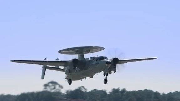 미국 해군 E-2D조기경보기 개량형. 노스롭그루먼 제공