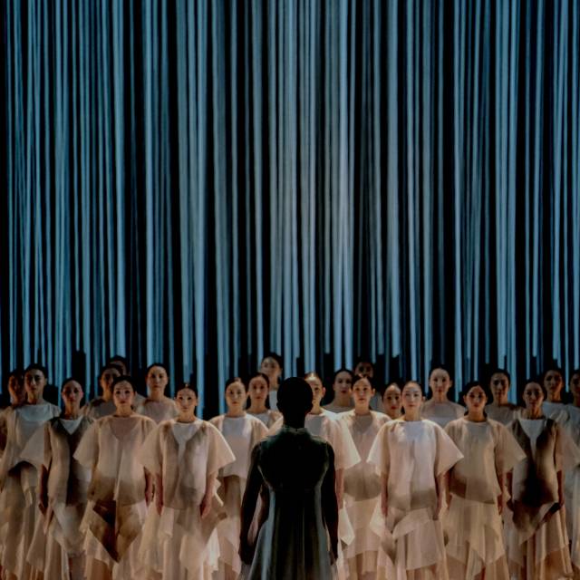 부산시립무용단의 ‘남풍-다시 만난 숨’ 공연 장면. 부산시립예술단 제공