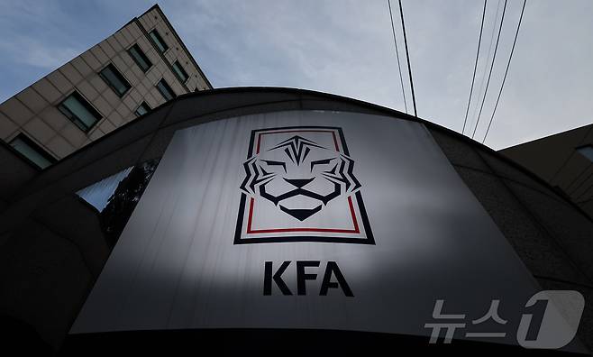 새로운 전력강화위원장이 결정됐으나 아직 위원회는 구성되지 않았다. 해야할 일이 많은데 아직 삽도 뜨지 못하고 있다.ⓒ News1 김도우 기자