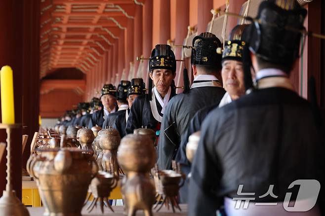 4일 오후 서울 종로구 종묘 정전에서 '종묘대제'가 봉행되고 있다. (공동취재) 2025.5.4/뉴스1 ⓒ News1 민경석 기자