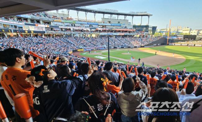 26일 대전 한화생명볼파크에서 열린 한화와 KT의 경기. 올 시즌 10번째 매진을 기록한 한화생명 볼파크. 대전=송정헌 기자songs@sportschosun.com/2025.04.26/