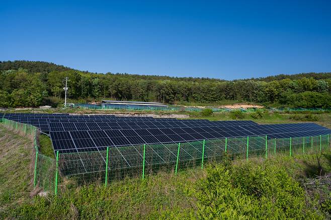 마을 보조금으로 농지를 사들여 전용한 구양리 5호와 6호 발전소 모습. [사진=전형민 기자]