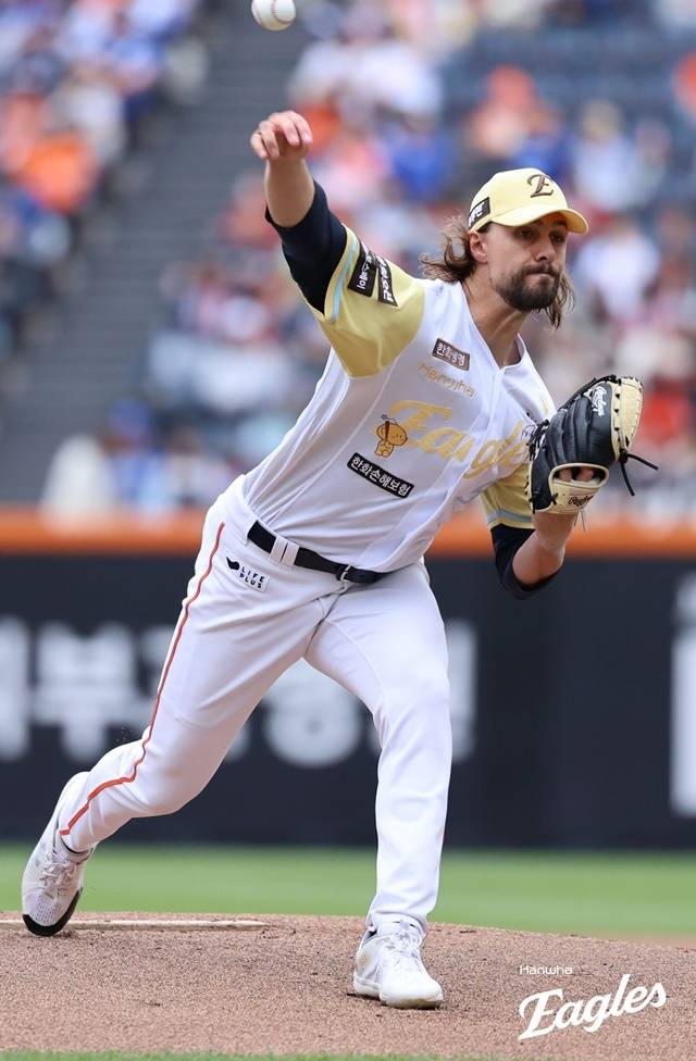 최근 연일 쾌투하고 있는 와이스. 사진=한화 제공