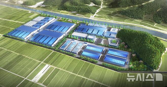 [포항=뉴시스] 송종욱 기자 = 경북 포항시가 해양수산부 공모 사업 선정으로 스마트 연어 양식 시설인 테스트베드 중심으로 가공-기자재-연구 개발(R&D)을 연계한 특화단지를 조성한다. 사진은 포항시 남구 장기면 금곡리에 조성 중인 연어 양식 특화단지 조감도. 2025.05.05. photo@newsis.com