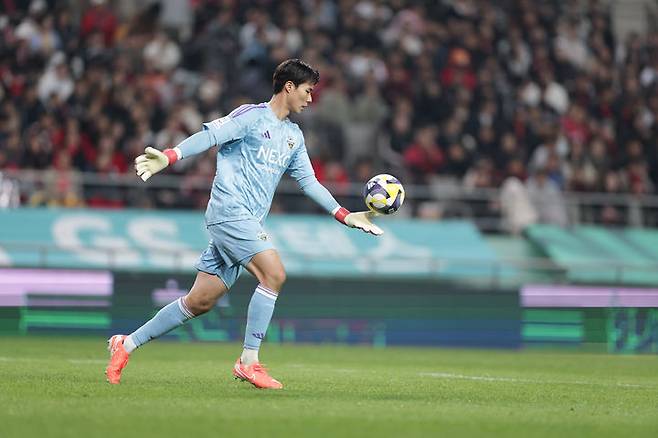 [서울=뉴시스] 프로축구 K리그1 전북 현대의 송범근. (사진=한국프로축구연맹 제공) *재판매 및 DB 금지