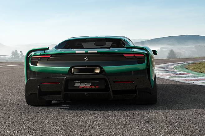 페라리 296 스페치알레·296 스페치알레 A 공개