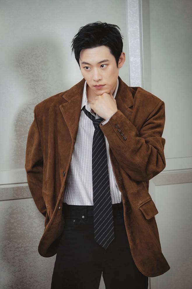 사진=NEW, 수필름