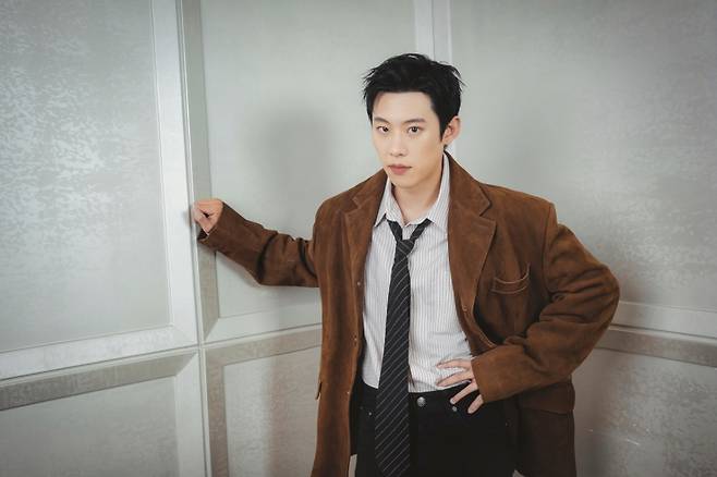 사진=NEW, 수필름